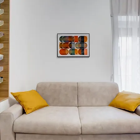 Luxe -15min Termini, Airport And Train Station -